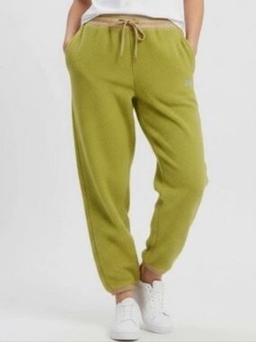 Allbirds green and tan fleece jogger pants